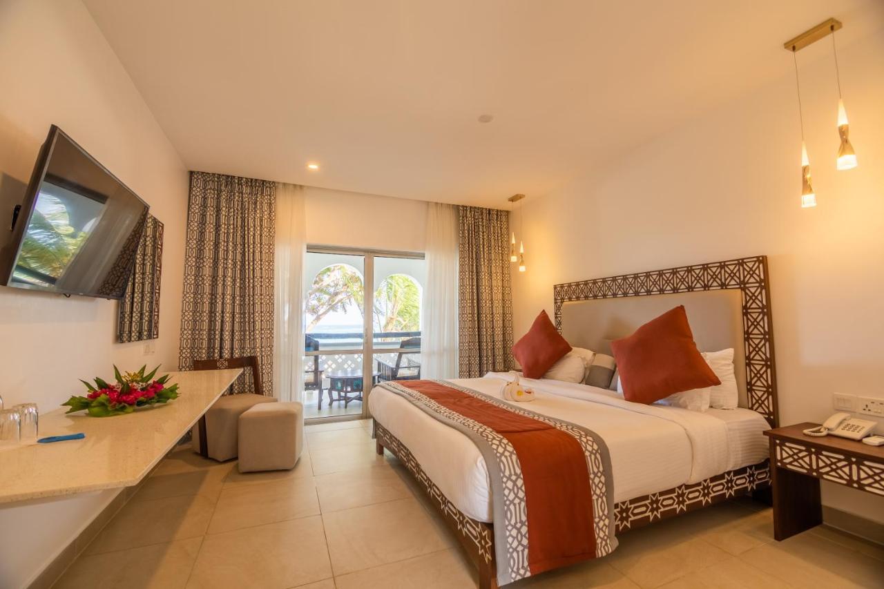 Southern Palms Beach Resort Diani Beach Kültér fotó
