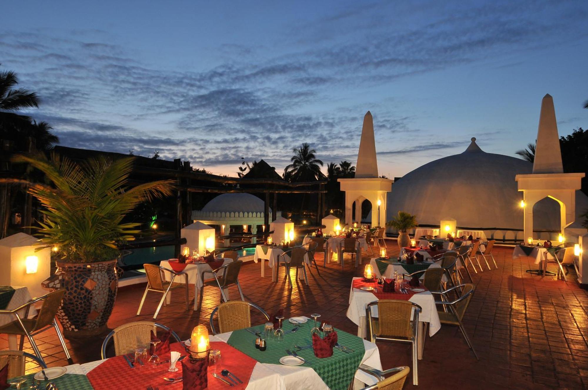 Southern Palms Beach Resort Diani Beach Kültér fotó