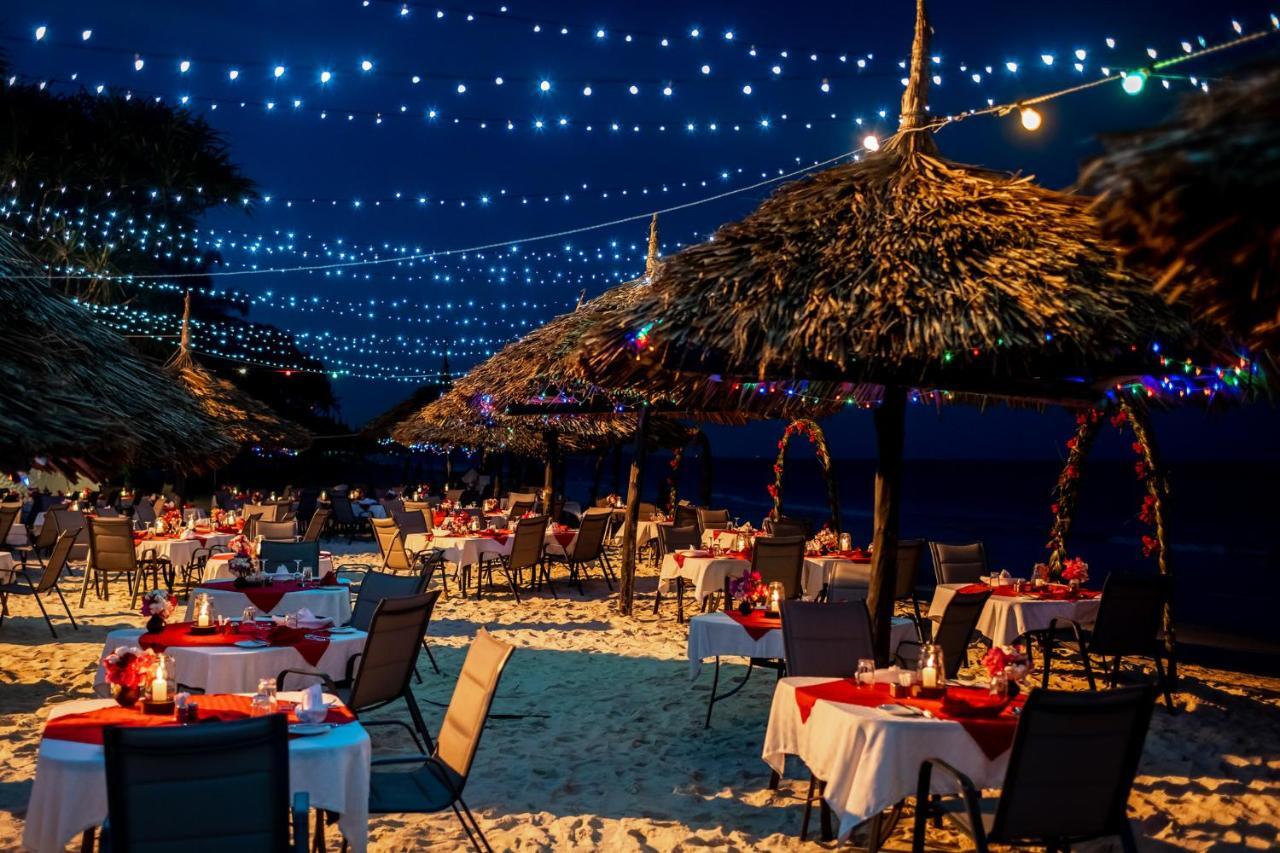 Southern Palms Beach Resort Diani Beach Kültér fotó