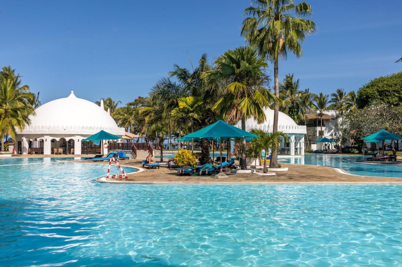 Southern Palms Beach Resort Diani Beach Kültér fotó