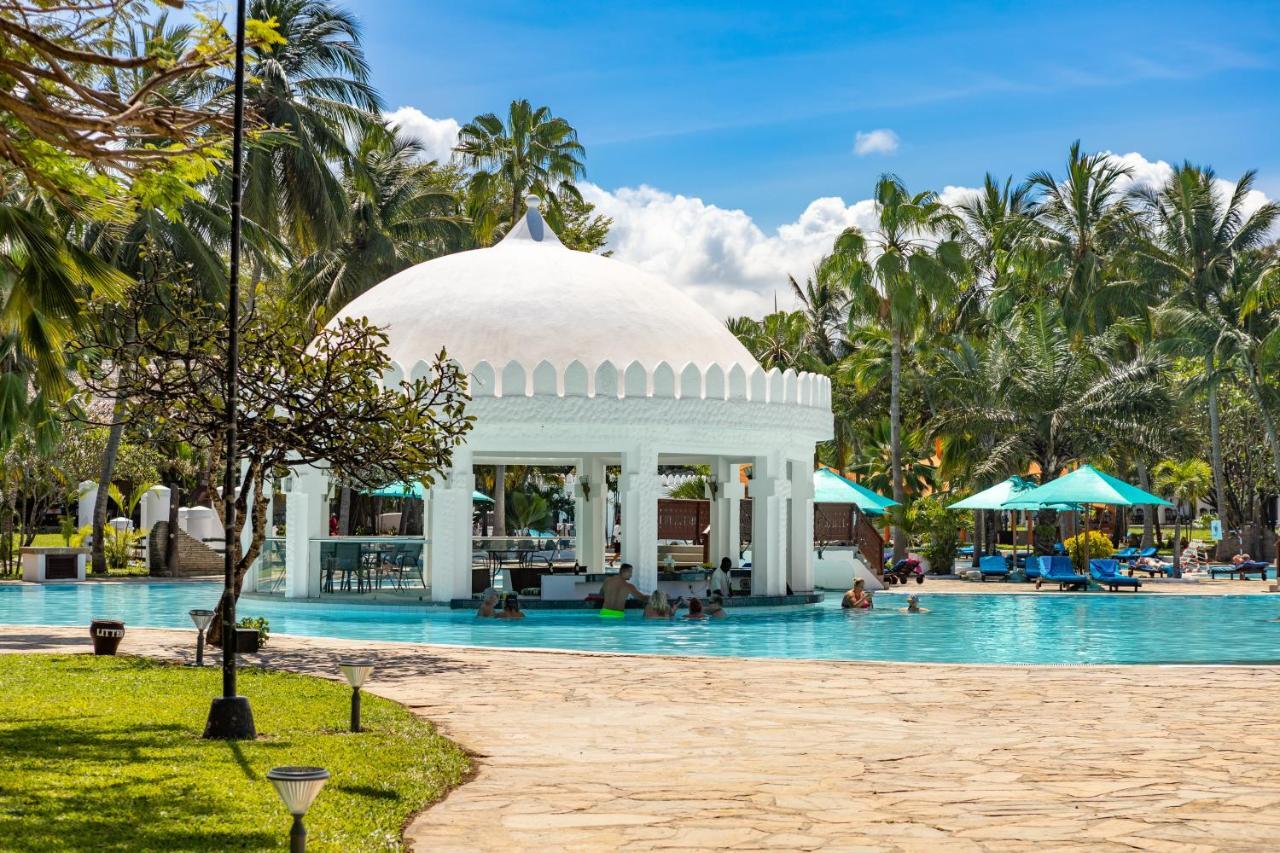 Southern Palms Beach Resort Diani Beach Kültér fotó